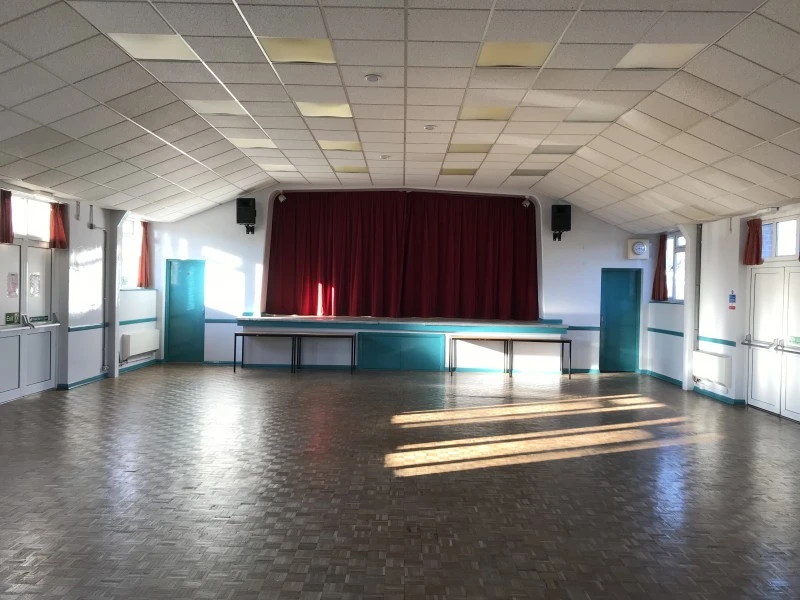 Tadley Memorial Hall photo 2
