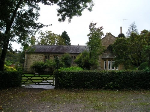 EAST WOODLANDS  photo 4
