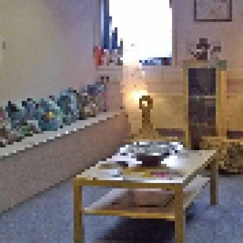 the self centre photo 4