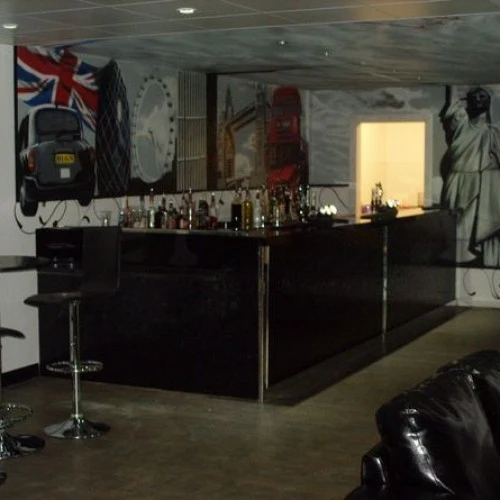 Venue 92 photo 2