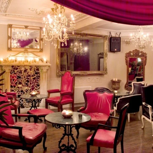 Maze Inn photo 2