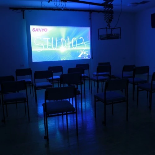 Studio 3 photo 2