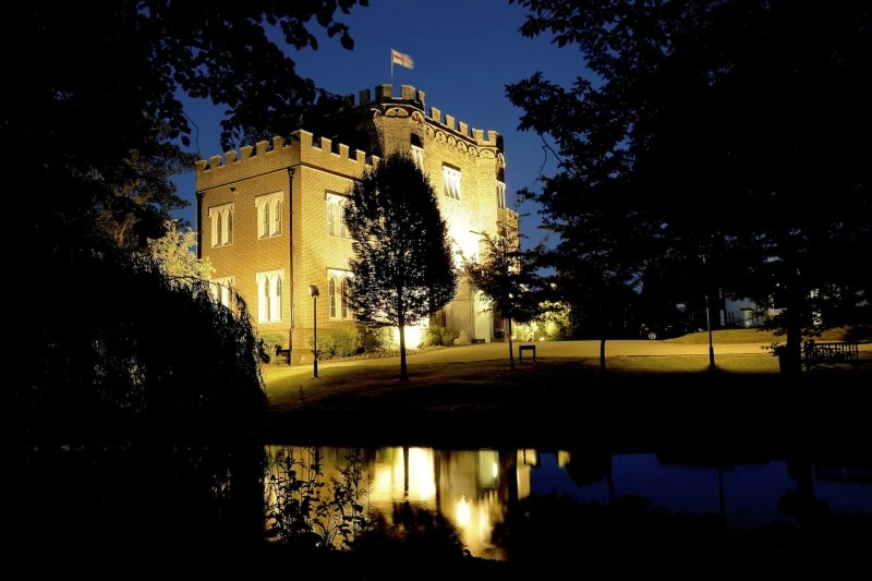 Hertford Castle photo 3