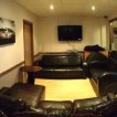 Avon Sports Bar photo 4
