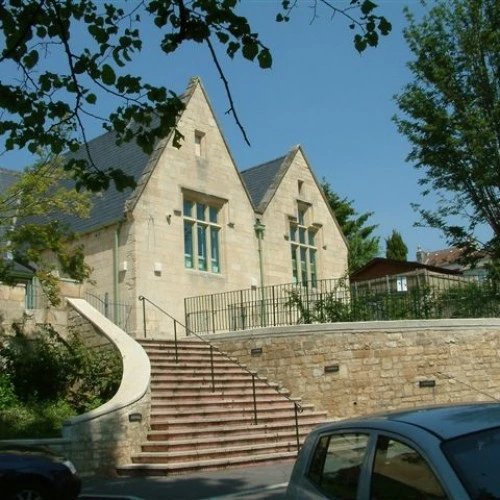 New Oriel Hall  photo 2