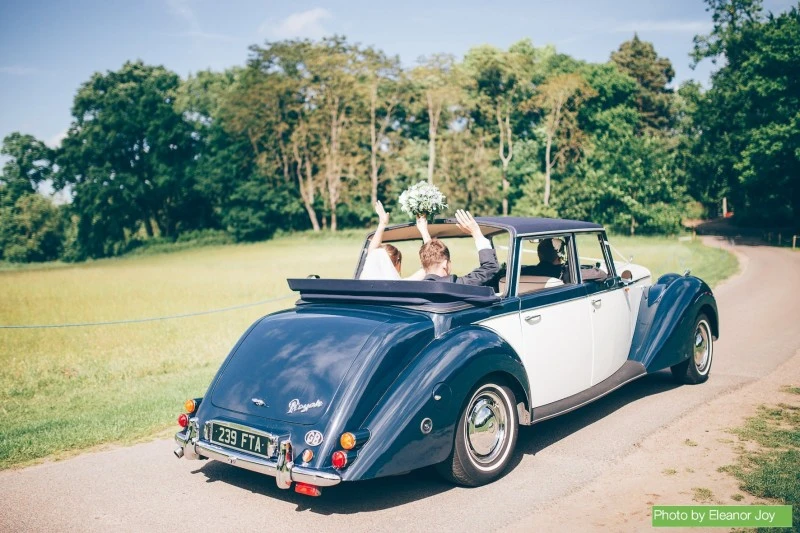 Weddings at Painshill Park photo 5