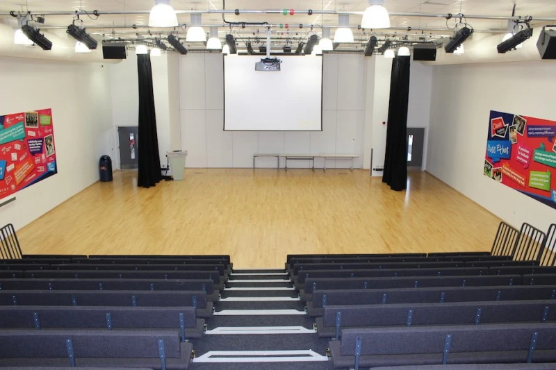 Oasis Academy MediaCityUK photo 5