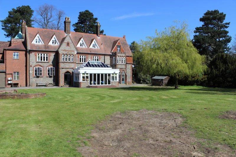 Sunnydown School photo 5