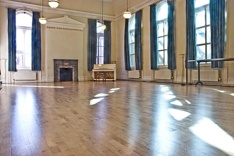 Small Hall photo 3