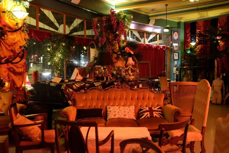 Little Nan's Broadway Theatre Saloon  photo 3