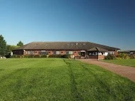 Elizabethan Suite - Bird Hills Golf Centre photo 2
