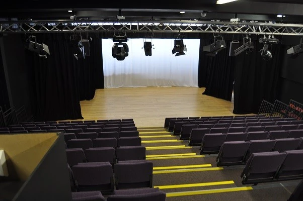 Saint Thomas a Becket Theatre  photo 5