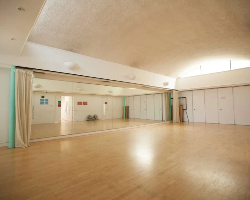 Studio 1 photo 3