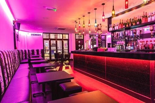 SILK BAR GRAVESEND photo 3