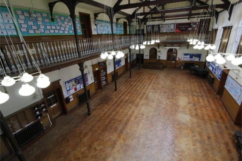 Ruskin Community High photo 4