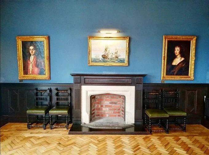 Llanrumney Hall - Kemeys Room photo 5