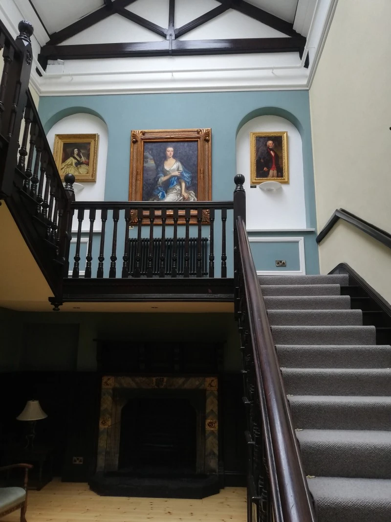 Llanrumney Hall - Crow's Nest photo 4