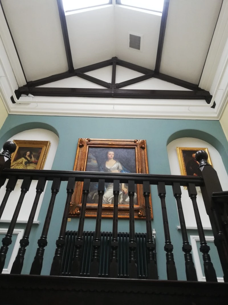 Llanrumney Hall - Crow's Nest photo 5