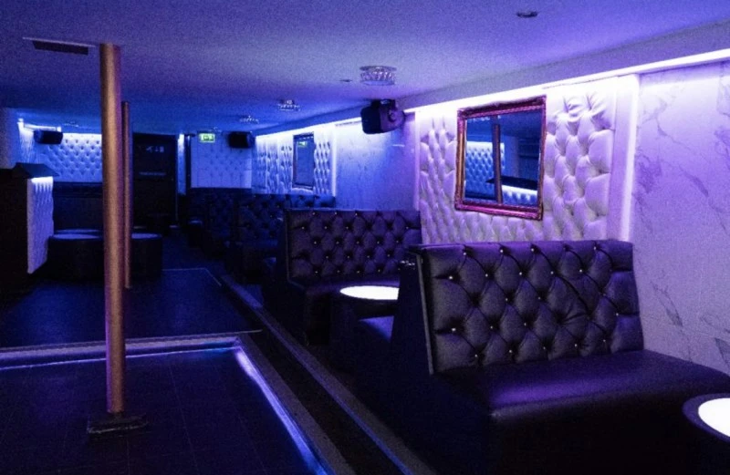 The Venue N10 photo 2
