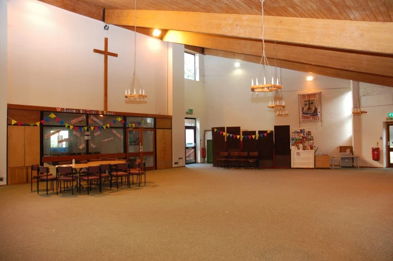 St Peter's Church, Stoke Park, Ipswich photo 2