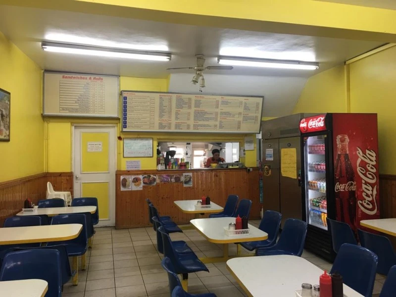 Al's palce cafe photo 2