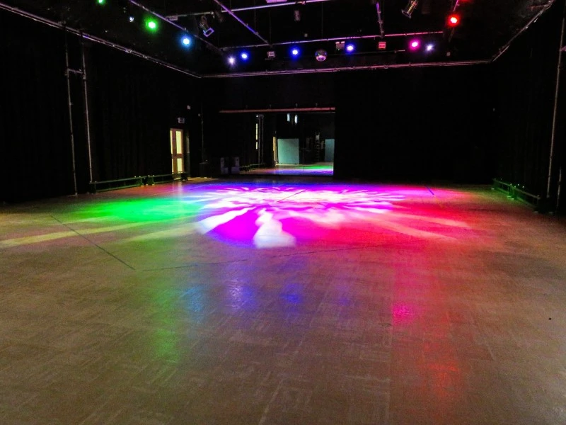 The Academy of Woodlands photo 2