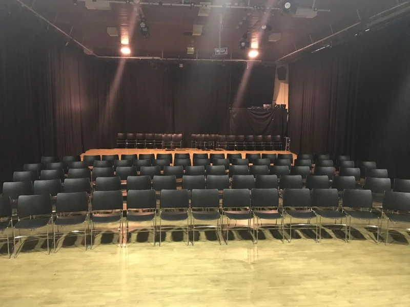 School Hall, lecture room, drama studio.   photo 2