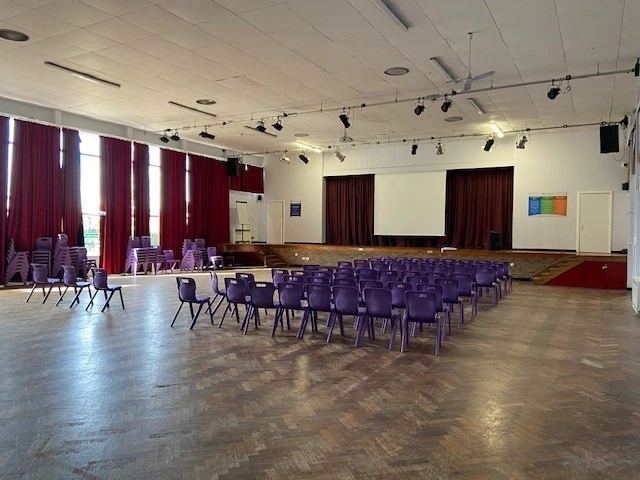 Patchway School hall, Gymnasium and Dance Studio photo 2