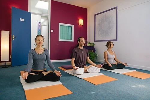 Rooms to hire in East Oxford for therapy - yoga - meditation - seminars - workshops  photo 2