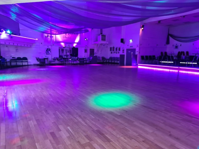 The palace ballroom photo 5