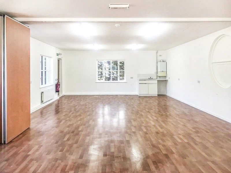 Mitalee Hall photo 3