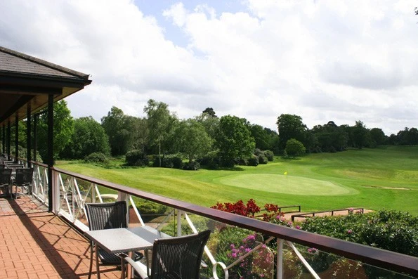 Bearwood Lakes Golf Club photo 4