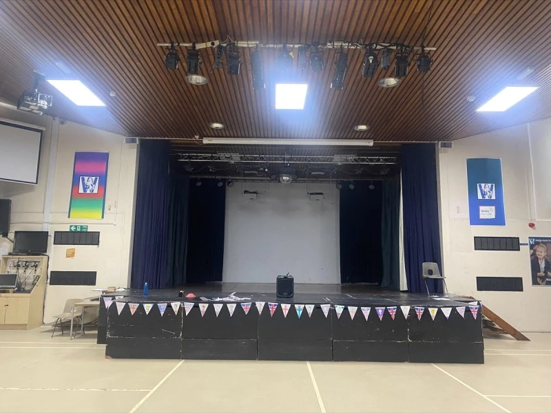 Walderslade Girls School Main Hall photo 3