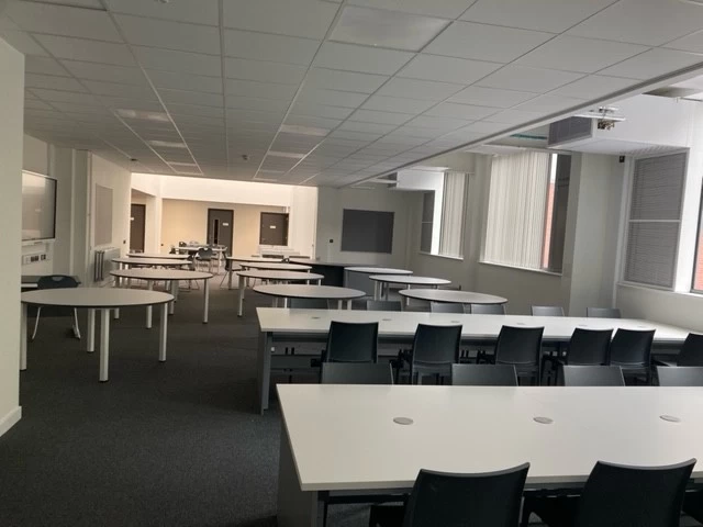 Boa Digital | 6th Form Room photo 3