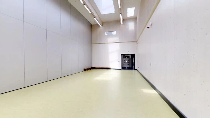 Ivydale Primary School Main Hall - Small photo 2
