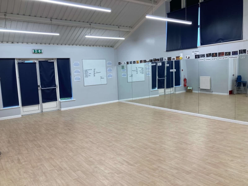 Hylands School Dance Studio photo 3