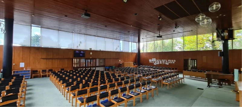 Reigate Park Church Sanctuary photo 4