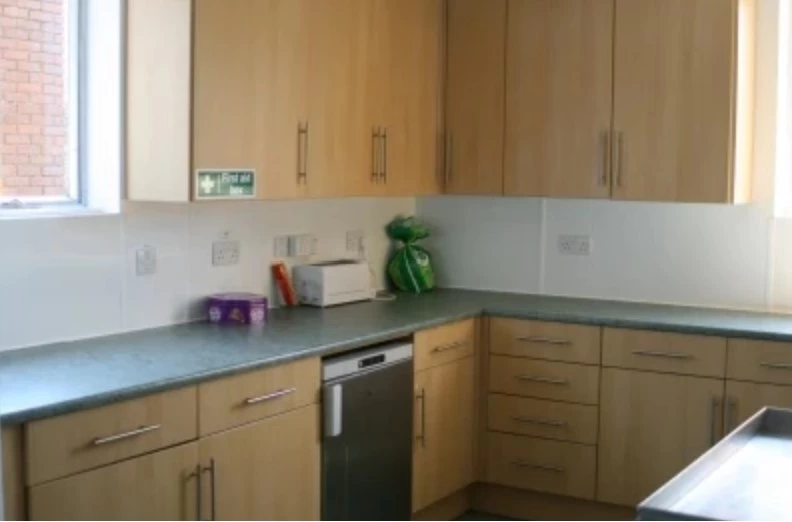 Reigate Church Park Kitchen photo 2