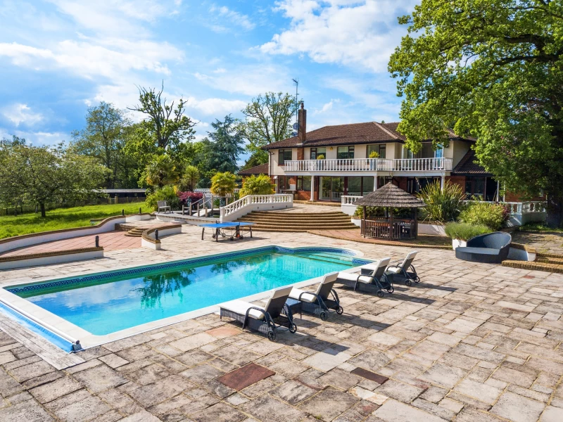 The Villa Mansion photo 2