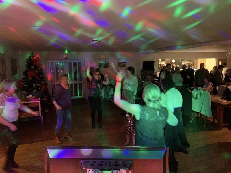 THE RED & BLACK CLUB TAVISTOCK photo 3