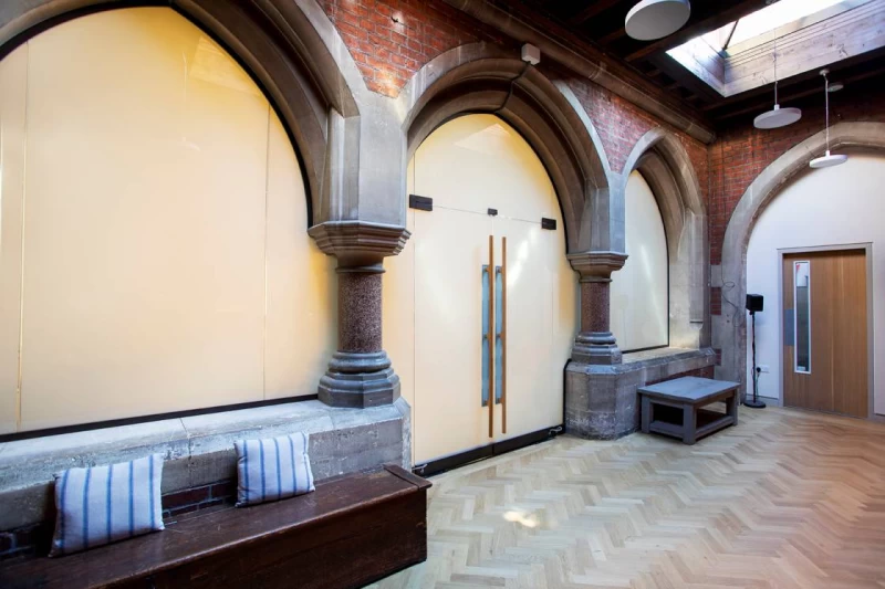 St Dionis Church photo 2