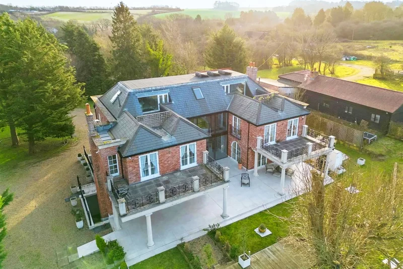 The Essex Mansion & Spa, Chigwell photo 4