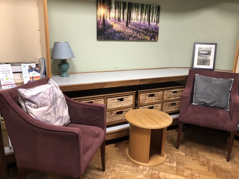 Room 4 - Therapy and Counselling room photo 4