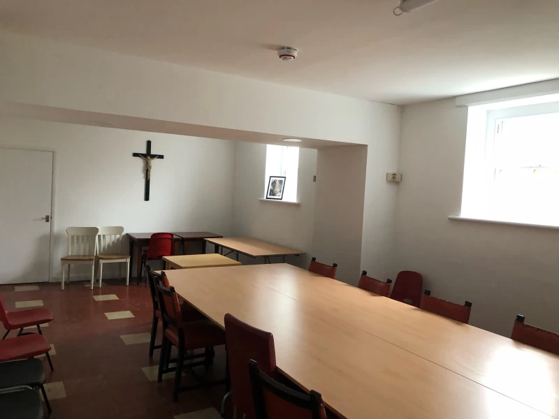 Our Lady of Sorrows, Peckham – Orange Room photo 3