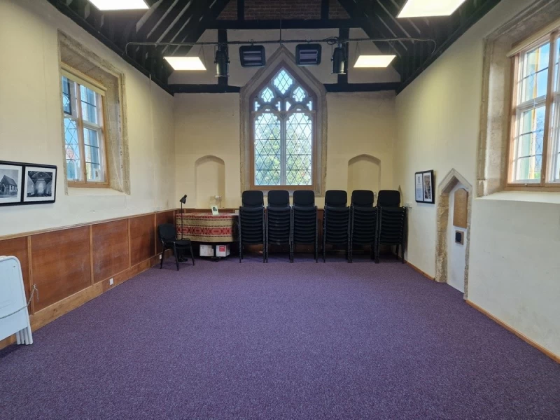 Old Bluecoat School Thatcham photo 2