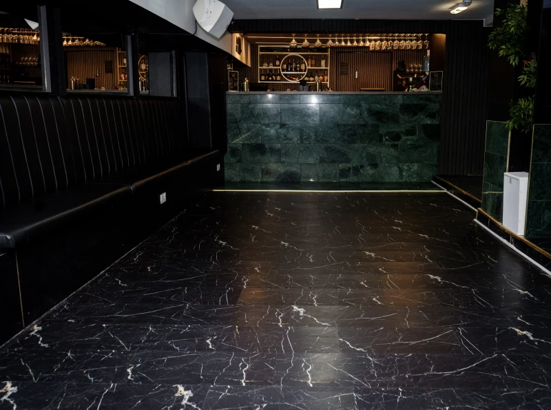 Basement 144 photo 2