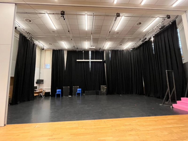 Pimlico Academy Halls photo 4