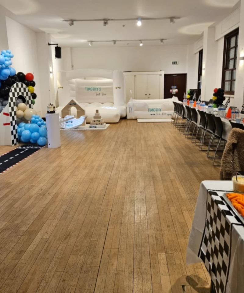 Community Hall  photo 4