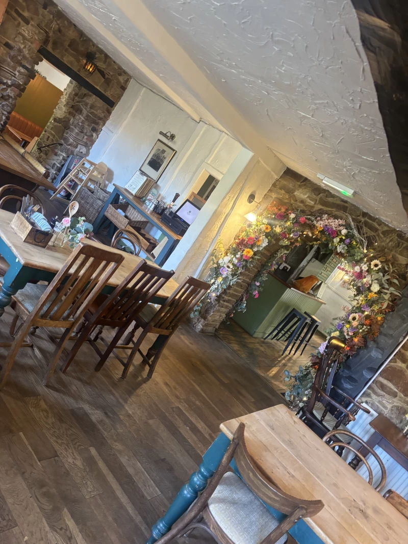 Barley Mow Pub Oxted photo 5