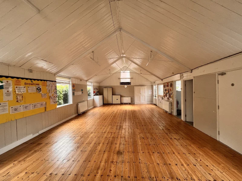 St Mark's Church & Church Hall Bourne End photo 3